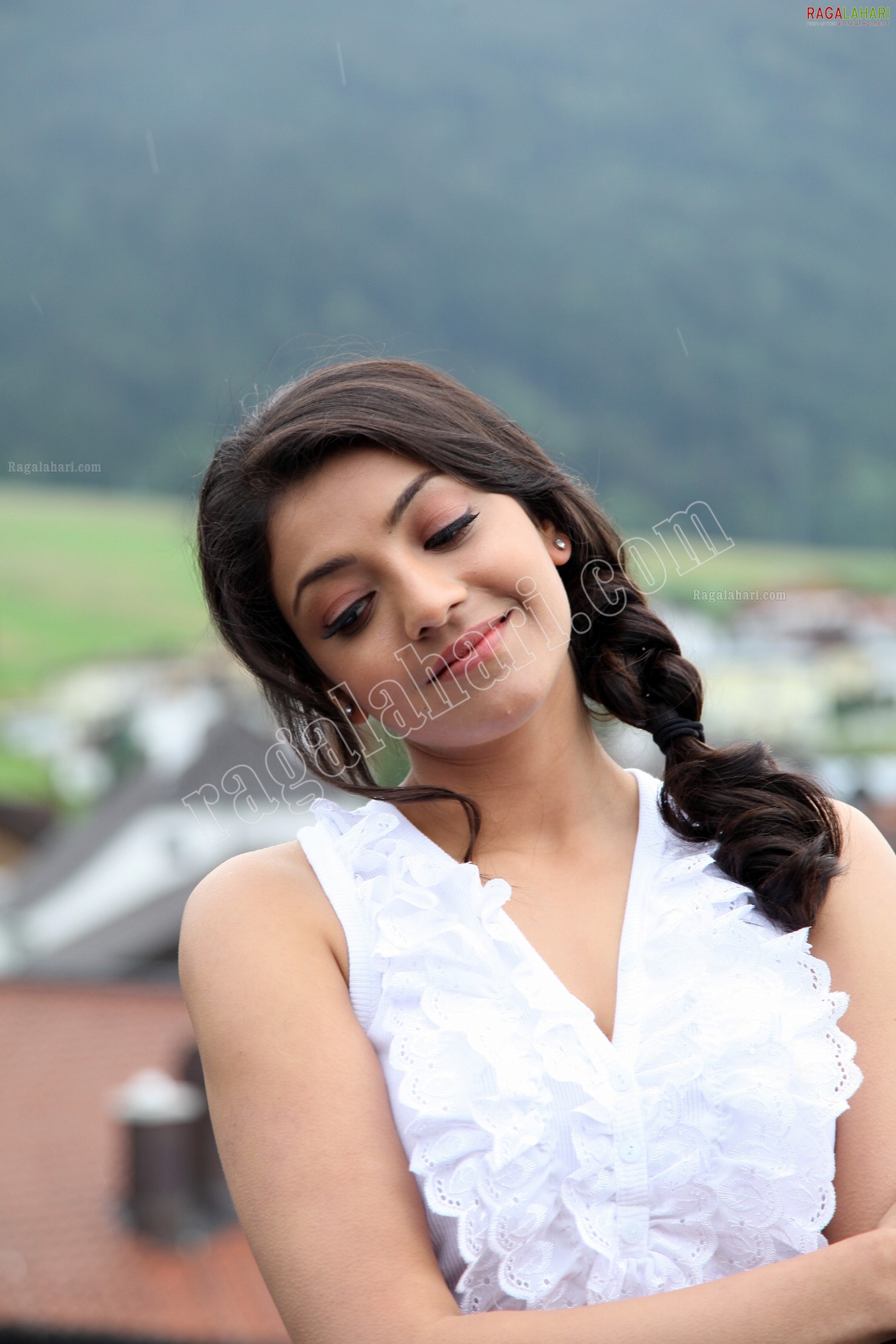 Kajal Aggarwal as Photographer in Dhada, New Hairstyle, Photo Gallery