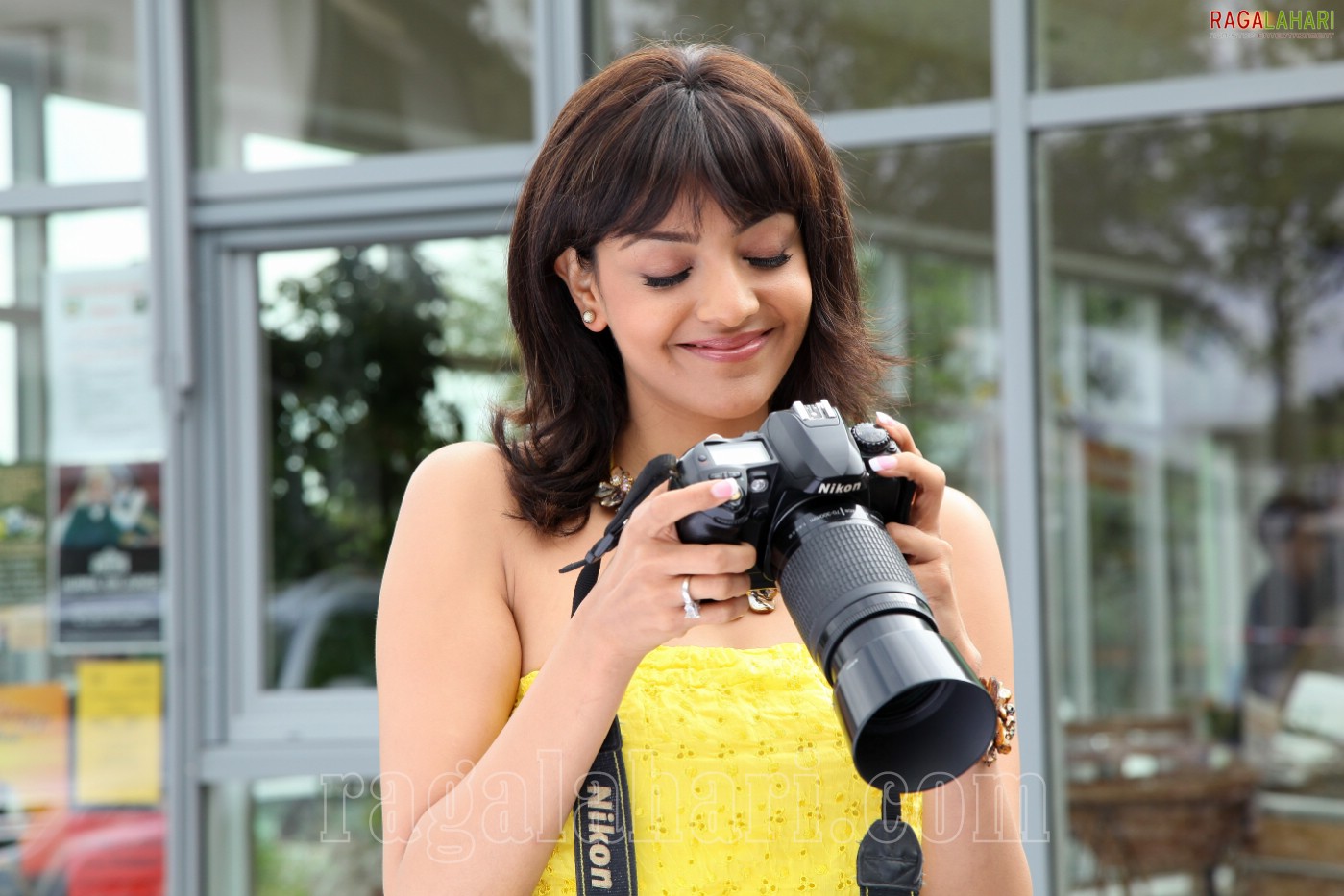 Kajal Aggarwal as Photographer in Dhada, New Hairstyle, Photo Gallery