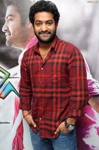 NTR at Oosaravelli Press Meet