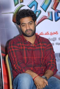 NTR at Oosaravelli Press Meet