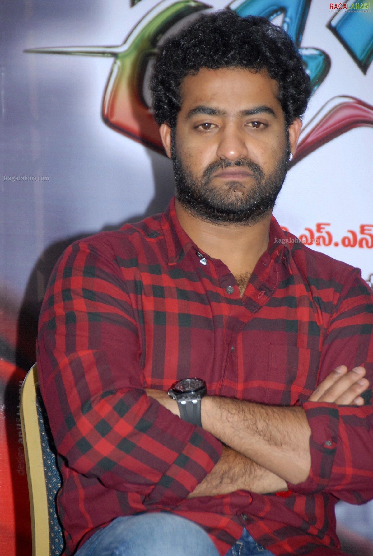 NTR with Beard at Oosaravelli Press Meet, HD Gallery, Images