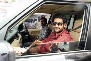 NTR at Oosaravelli Press Meet