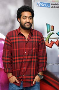 NTR at Oosaravelli Press Meet