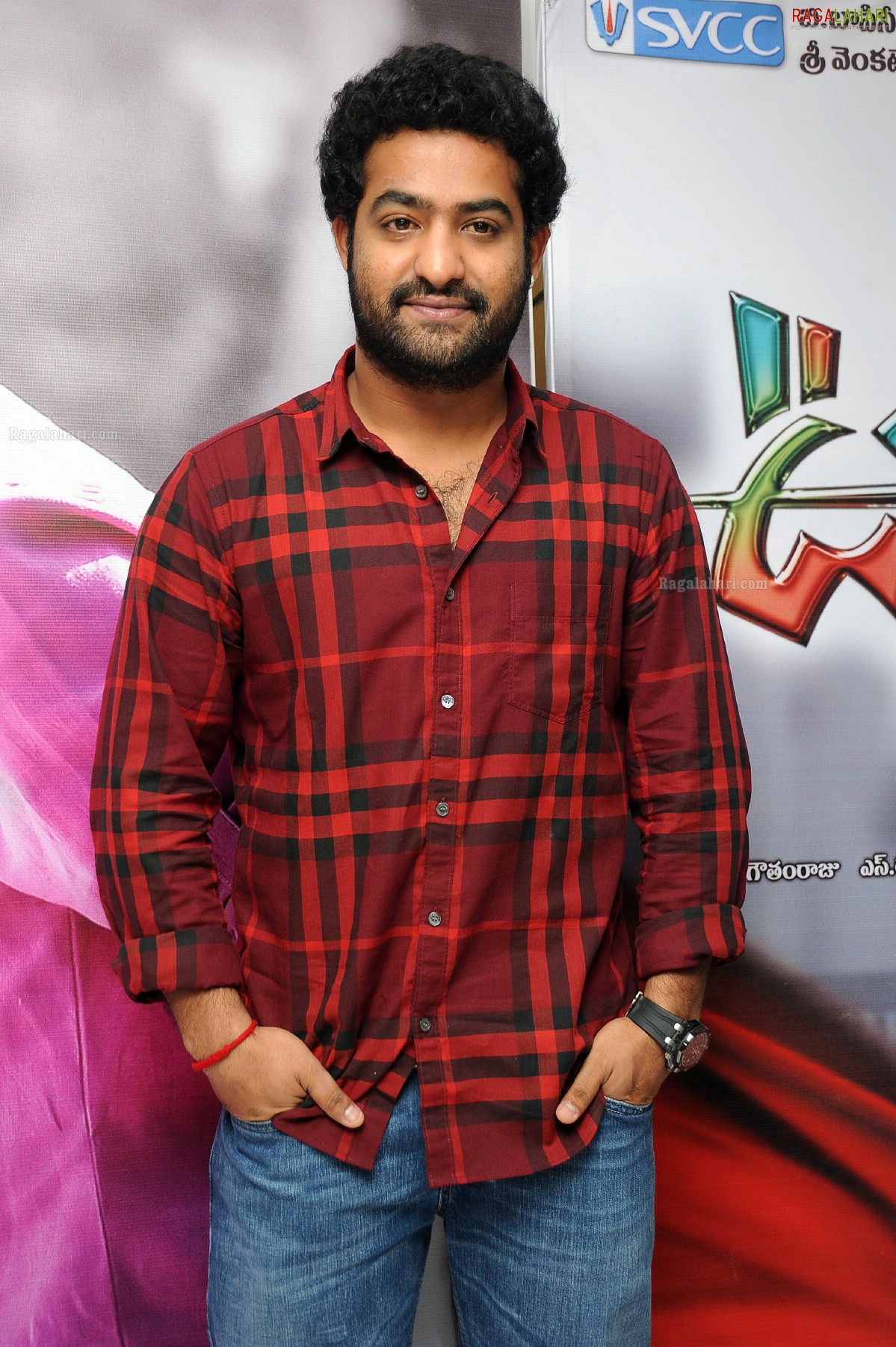 NTR with Beard at Oosaravelli Press Meet, HD Gallery, Images