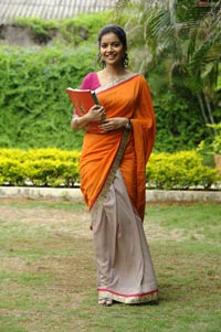 Swathi Orangecolor Saree Photo Gallery