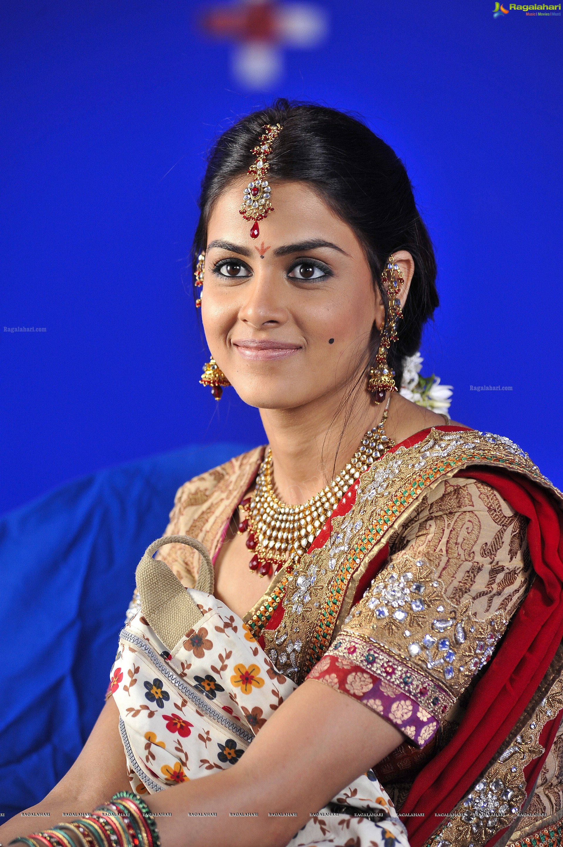 Genelia - HD Gallery