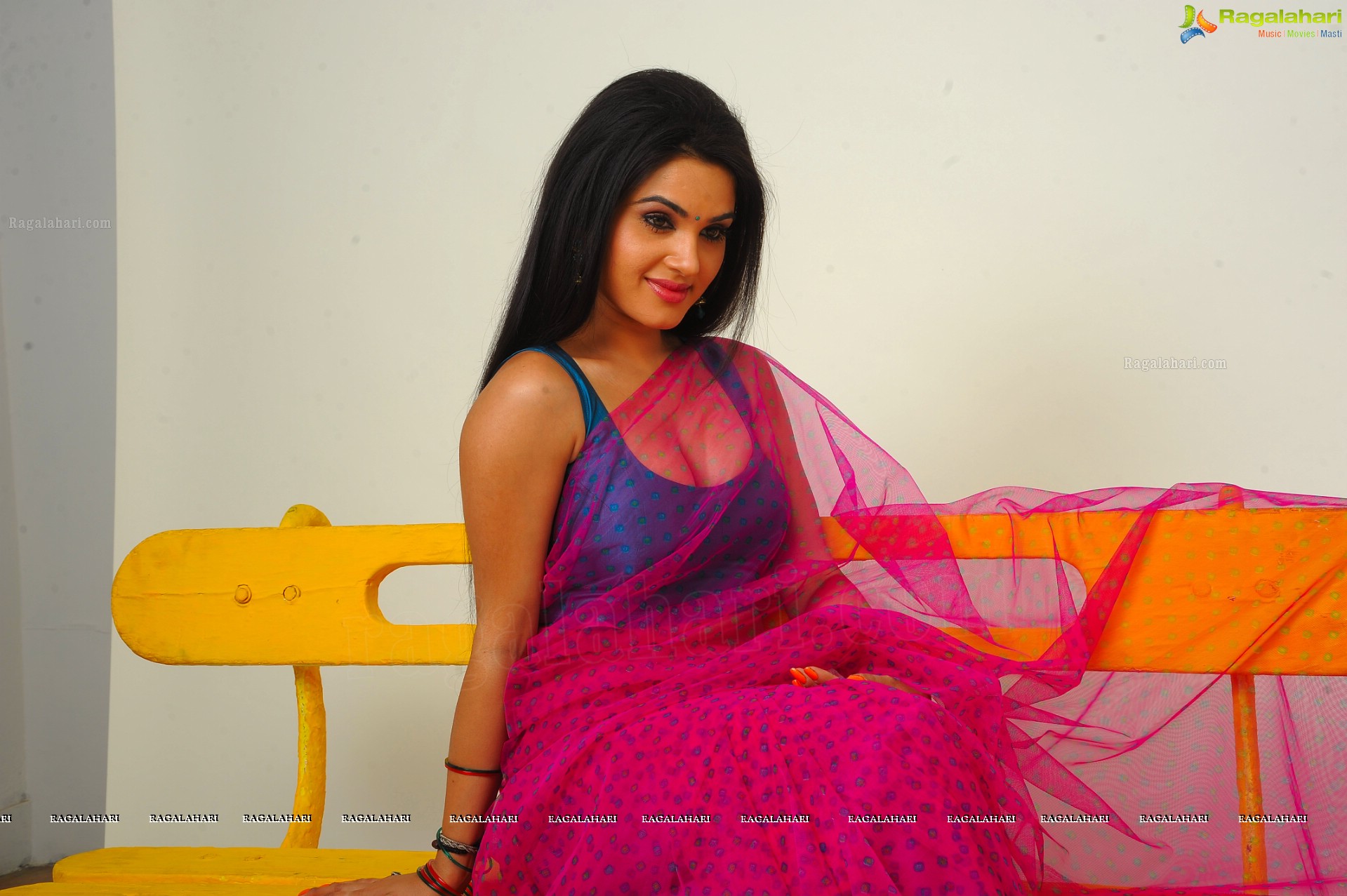 Kavya Singh - HD Gallery