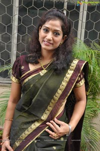 Kulumanali Heroine Varsha