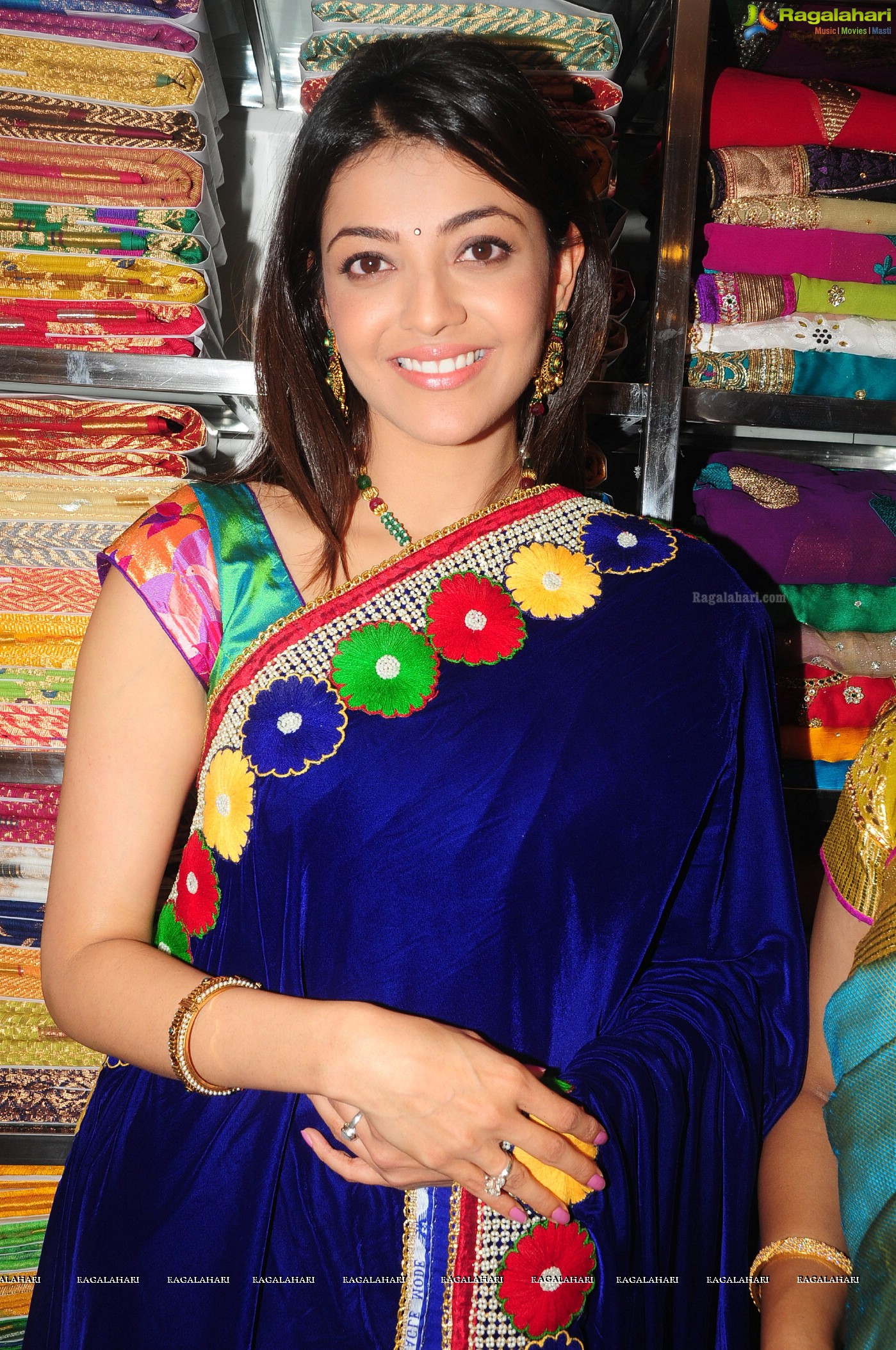 Kajal Aggarwal in saree at Kalanikethan, Hyderabad, Photo Gallery