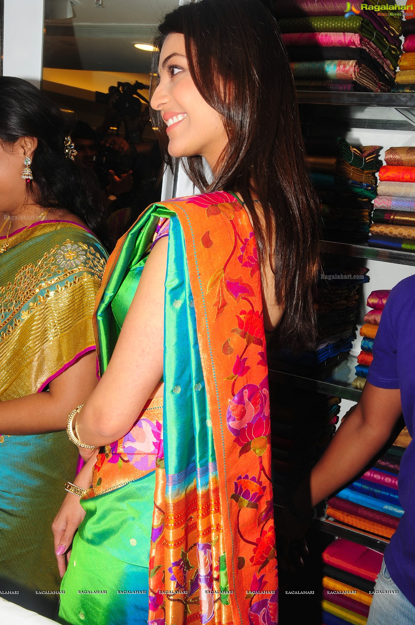 Kajal Aggarwal in saree at Kalanikethan, Hyderabad, Photo Gallery