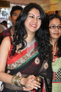 Kamna Jethmalani Saree