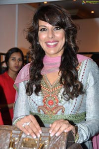 Pooja Bedi Khwaish Exhibition