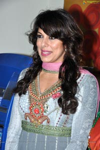 Pooja Bedi Khwaish Exhibition