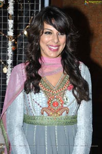 Pooja Bedi Khwaish Exhibition