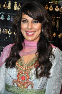 Pooja Bedi Khwaish Exhibition