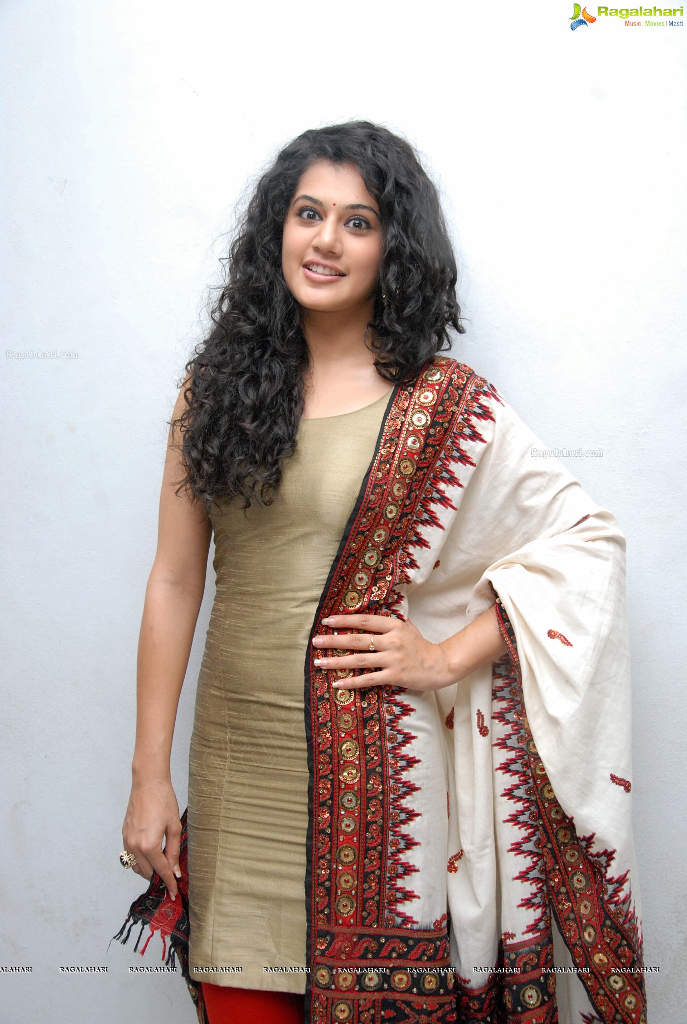 Taapsee (Posters)