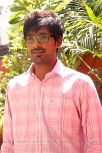 Varun Sandesh Abbayi Class Ammayi Class