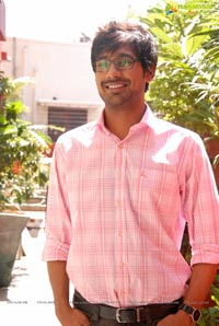 Varun Sandesh Abbayi Class Ammayi Class