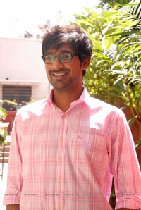 Varun Sandesh Abbayi Class Ammayi Class