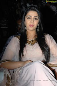 Charmi Damarukam