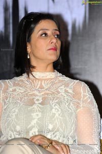 Manisha Koirala Bhoot Returns