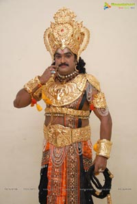 Shiva Reddy Yamudu Getup