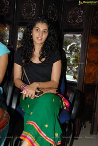 Red FM Model Taapsee