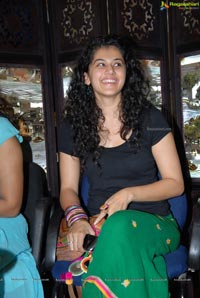 Red FM Model Taapsee
