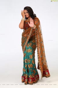 Divya Prabha Hot Saree Stills