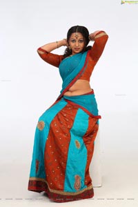 Divya Prabha Hot Saree Stills