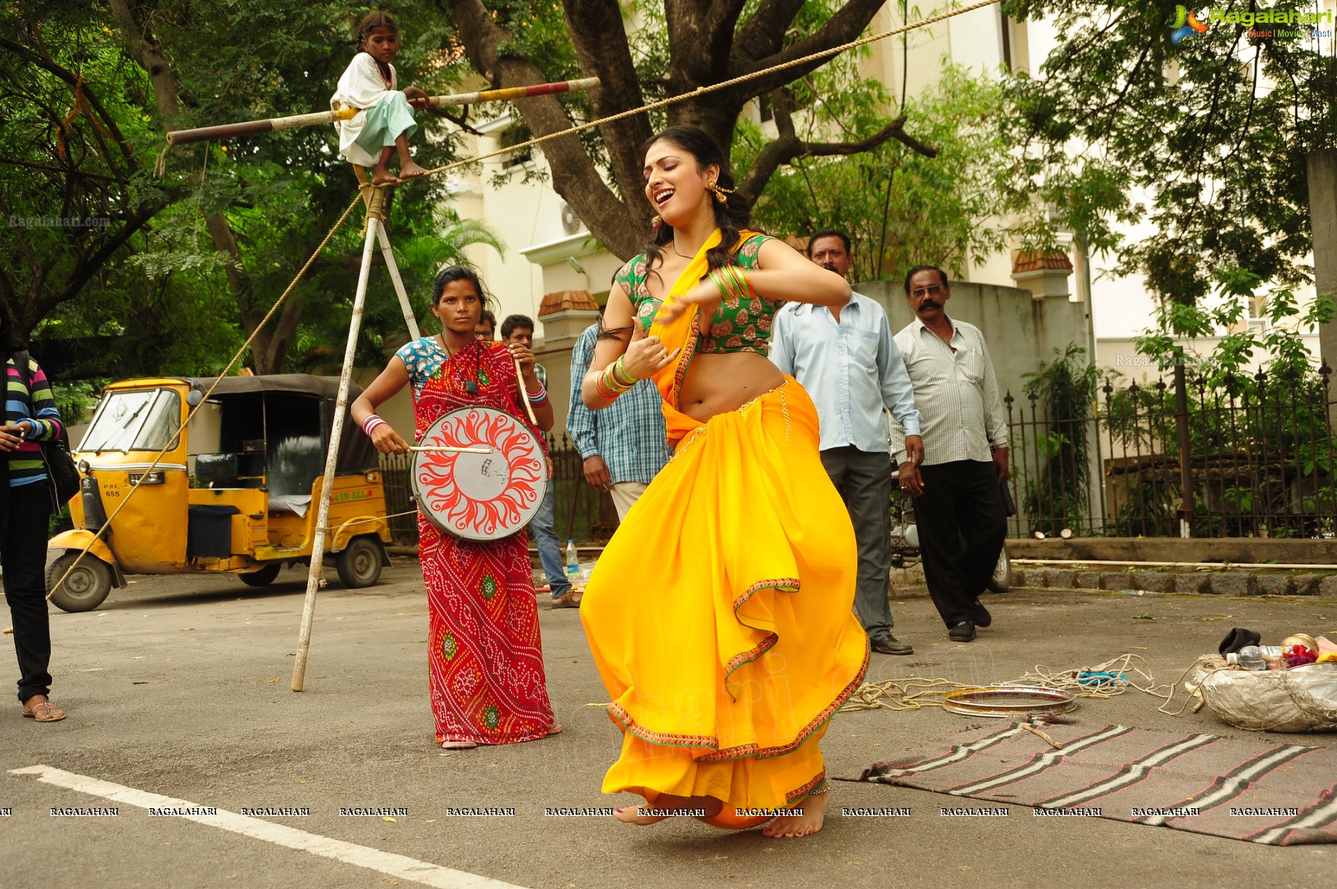 Haripriya (High Definition)