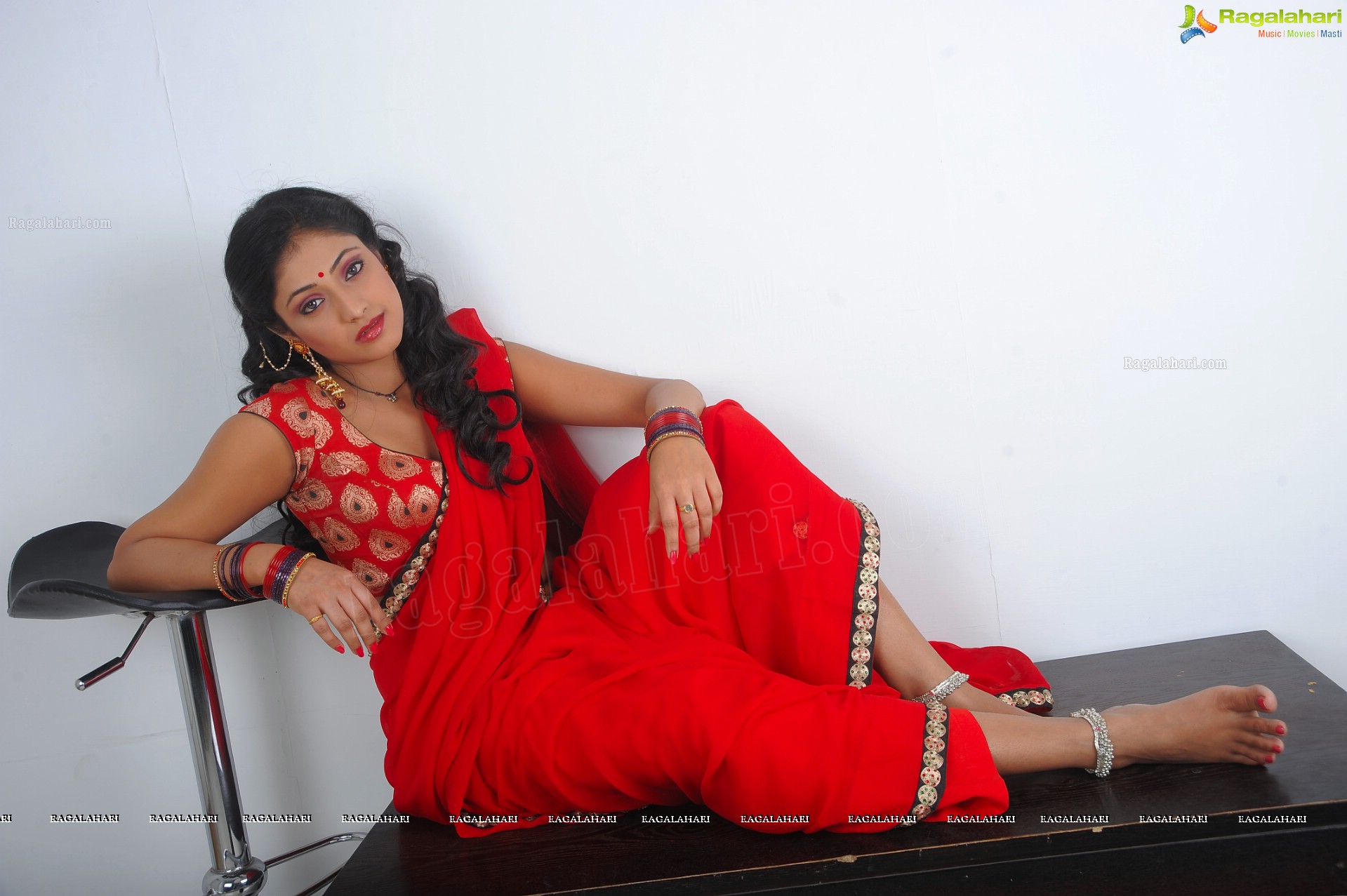 Haripriya (High Definition)