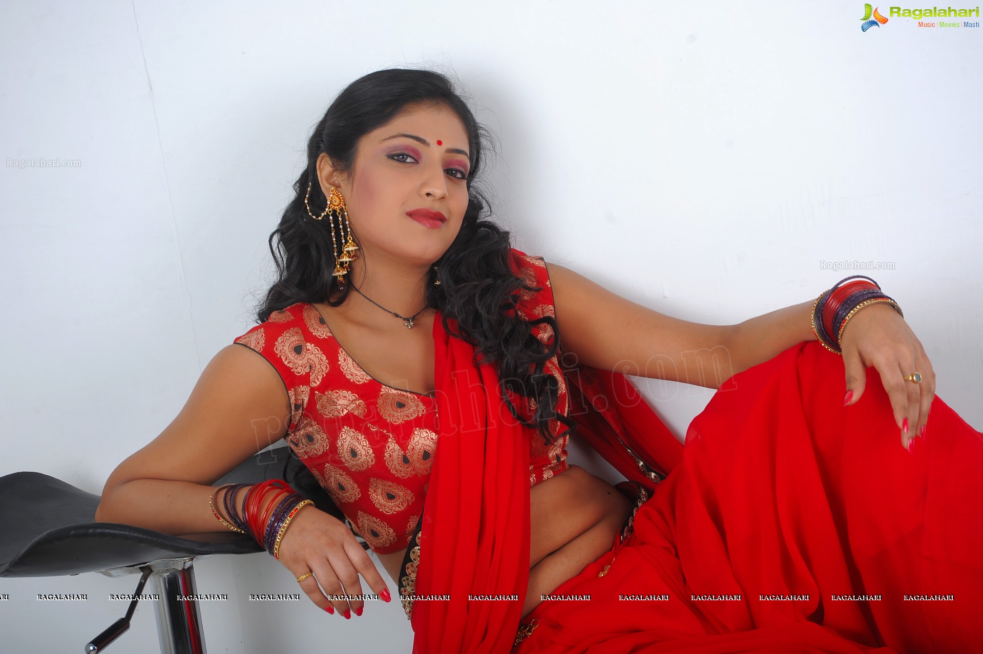 Haripriya (High Definition)