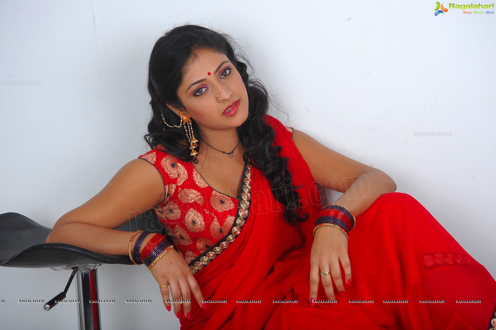 Haripriya (High Definition)