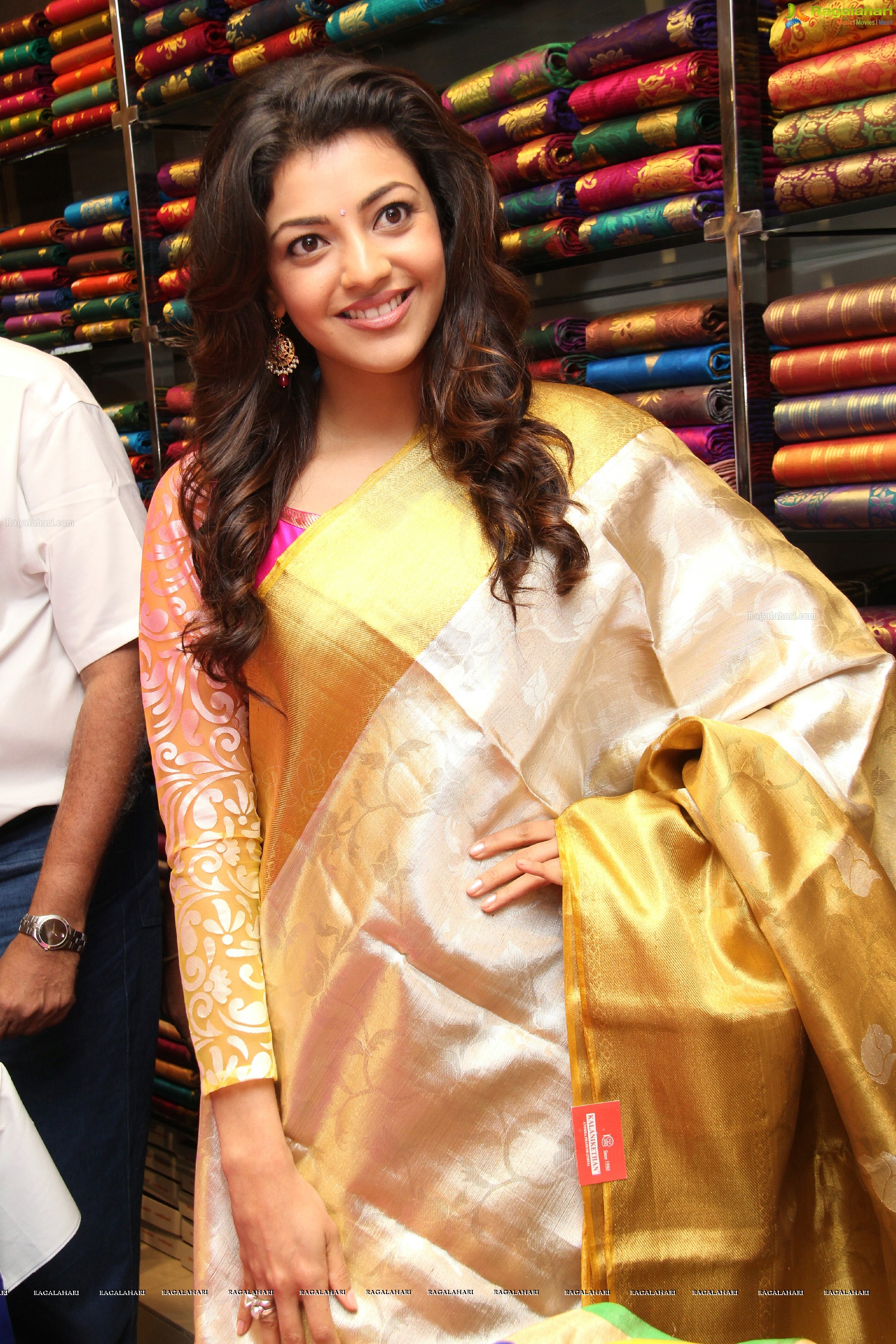 Kajal Aggarwal in Pink Saree at Kalanikethan, Hyderabad, Exclusive HD Photos