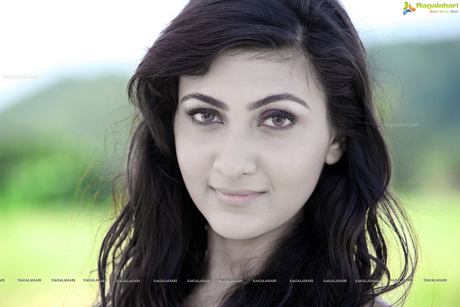 Neelam Upadhyaya (High Definition)