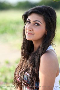 Neelam Upadhyaya High Definition Photos