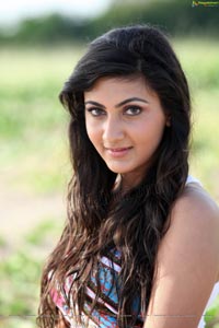 Neelam Upadhyaya High Definition Photos