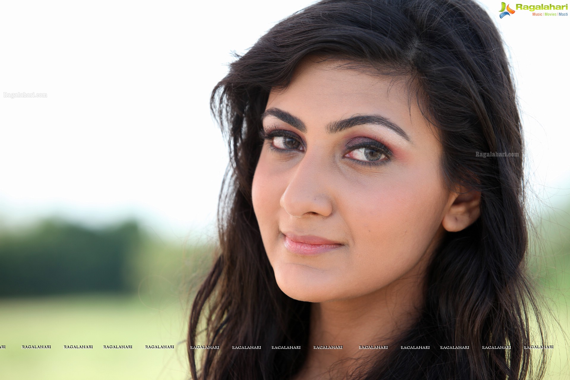 Neelam Upadhyaya (High Definition)