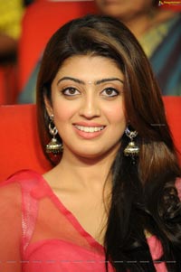 Pranitha Subhash at Attharintiki Daredhi Success Meet