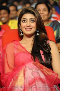 Pranitha Subhash at Attharintiki Daredhi Success Meet