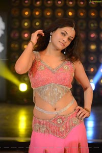 Sneha Ullal Hot Pics