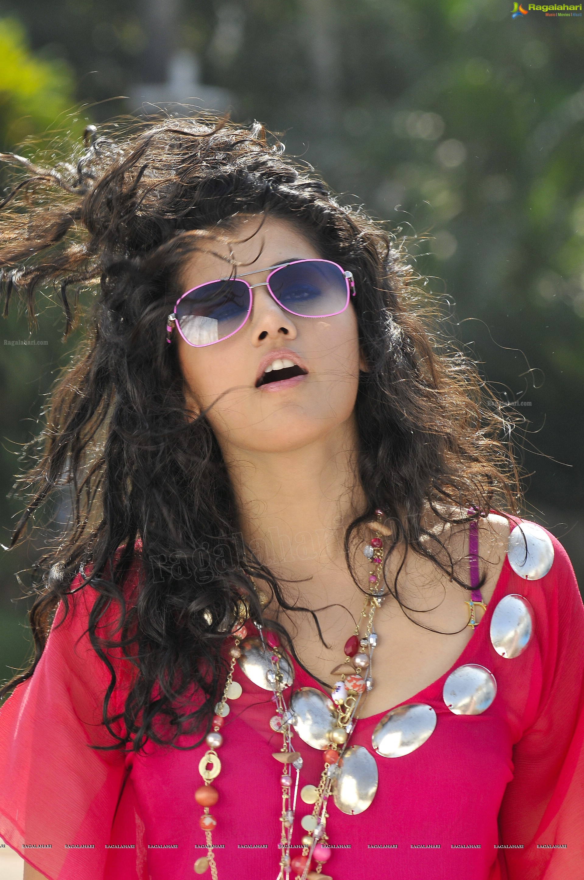 Taapsee (High Definition)