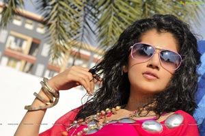 Taapsee Veera High Definition Wallpapers