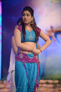 Aksha Pardasany at Varna Audio Release