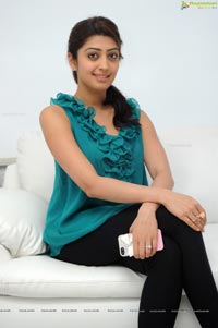 Pranitha Subhash High Quality Photos