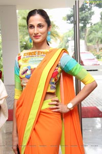 Kingfisher Model Shilpa Reddy in Saree