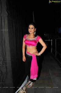 Aksha Pardasany at Aadu Magadraa Bujji Audio