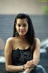 Beautiful Diksha Panth Photos