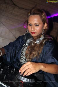 DJ Siana Catherine